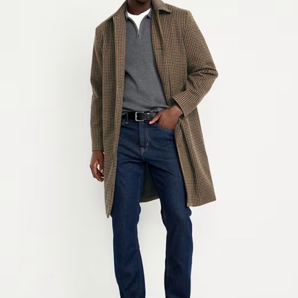 NWT! Men's brown houndstooth coat 
Color: Chocolate Pot De Crème